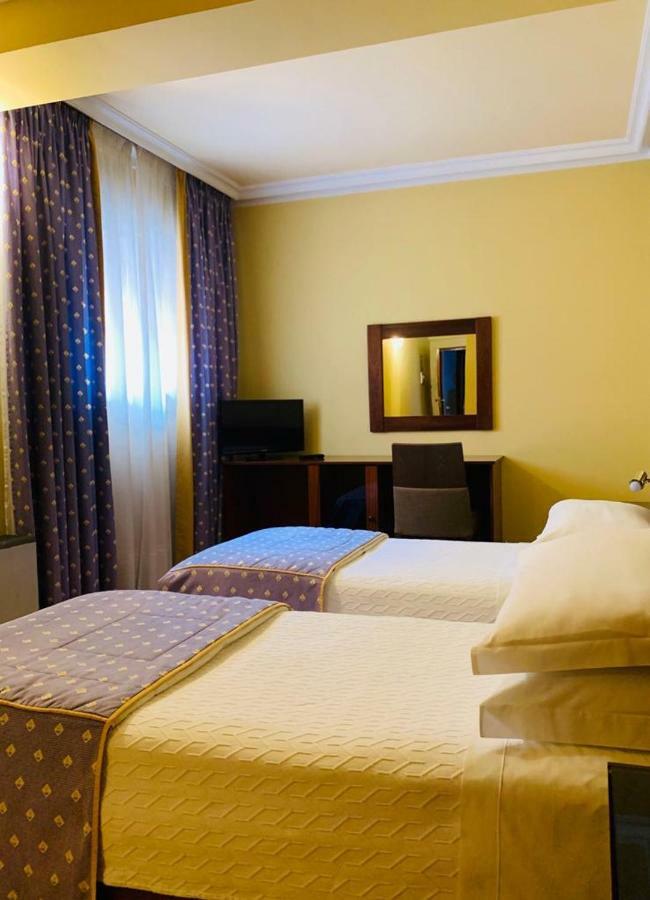 Hotel Valenca Do Minho ภายนอก รูปภาพ